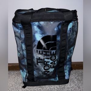 THE NORTH FACE Explore Fusebox—L